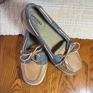 Sperry Women's Moccasins in Tan and Denim Blue